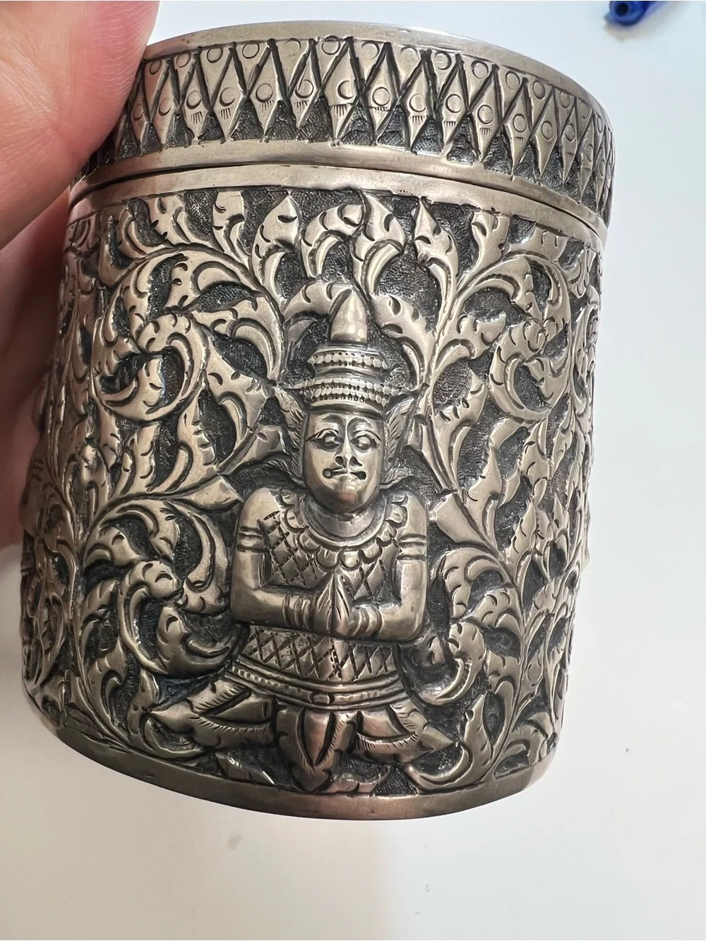 Burmese 950 silver betel box canister intricate repoussé floral designs